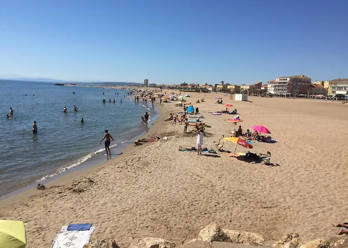 Studio Vue Port Et Mer